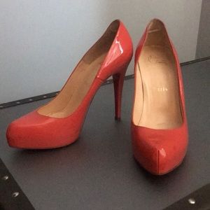 Christian Louboutin pump in Coral